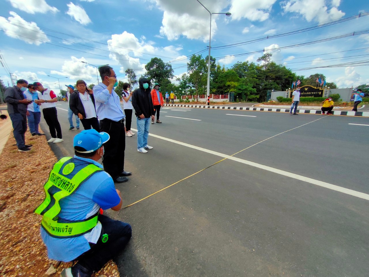 แผนงานบูรณาการพัฒนาพื้นที่ระดับภาค ประจำปีงบประมาณ พ.ศ.2564 สายทางในความควบคุมของแขวงทางหลวงอำนาจเจริญ  พัฒนาทางหลวงหมายเลข 202 ตอน หนองผือ-เขมราฐ ระหว่าง กม.387+325-กม.388+580  ปริมาณงาน 1 แห่ง